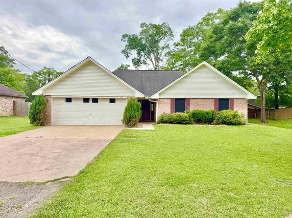 127 Timbercreek Ln, Lumberton, TX 77657