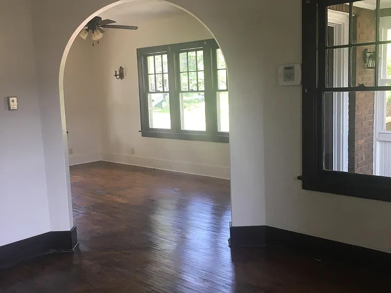 707 Chartres St — Photo 6