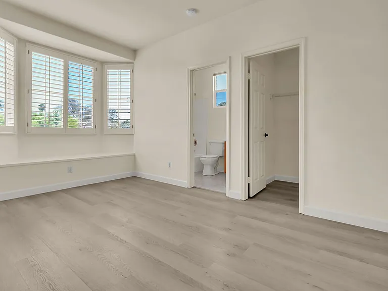10 Clearwater Cv — Photo 57