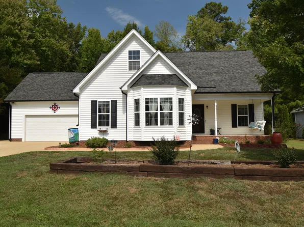 165 Torrington Ave, Franklinton, NC 27525
