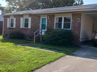 1230 E Manchester Rd, Spring Lake, NC 28390