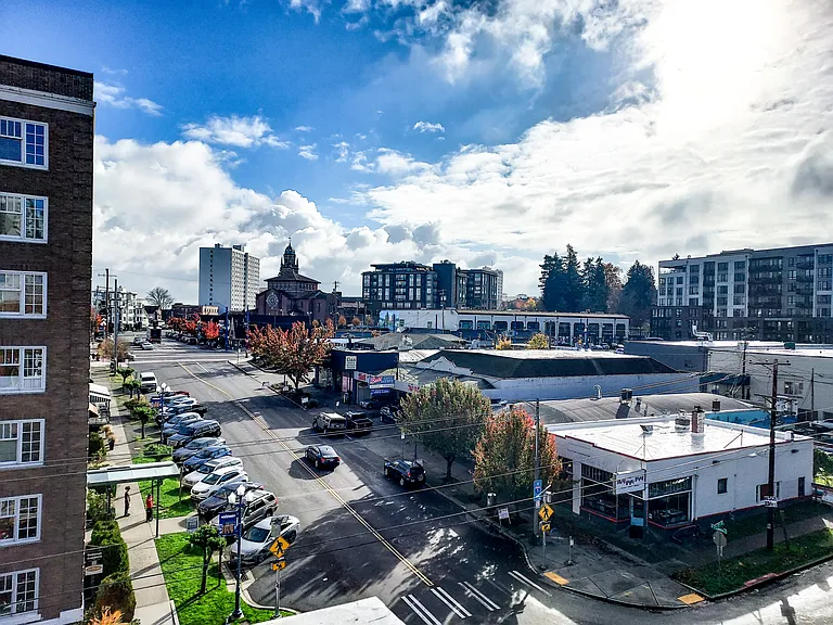 208 N Tacoma Ave #C — Photo 20