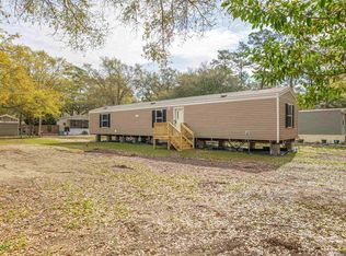 612 Live Oak Dr, Murrells Inlet, SC 29576