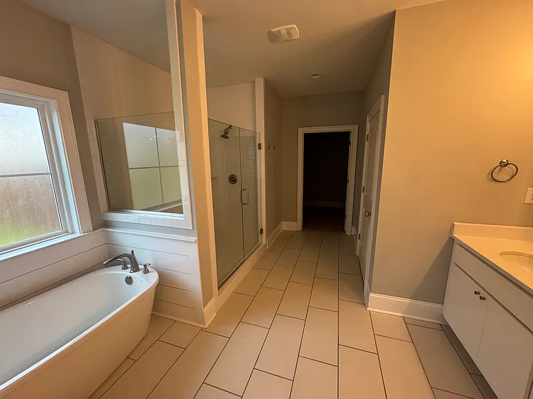 652 Charleston Mills Dr — Photo 8