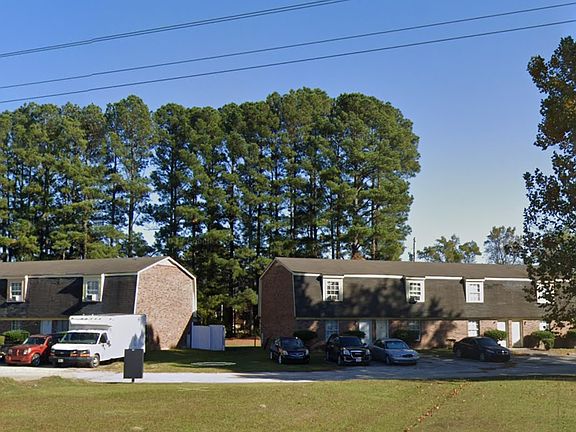 5th image of 903 Oakwood St #11518382