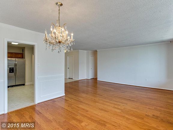 5th image of 3705 S George Mason Dr APT 2217S
