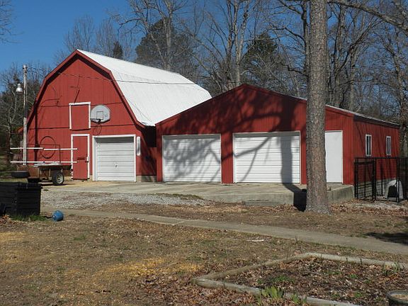 3rd image of 1105 County Road 1050