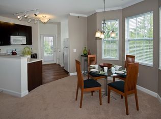 435 Spaulding Hills Cir SE APT 101, Ada, MI 49301