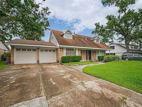 2nd image of 13351 Oak Leaf Ln