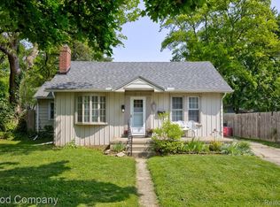 585 Roth Blvd, Clawson, MI 48017