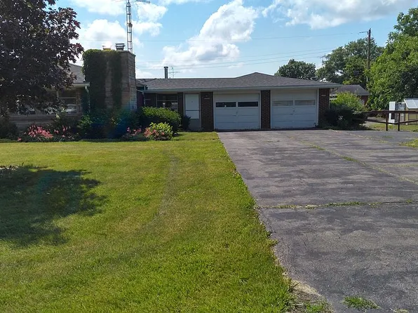 3 Schauer Cir, Medway, OH 45341
