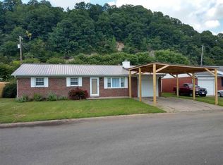 1707 Waldo Dr, Ironton, OH 45638
