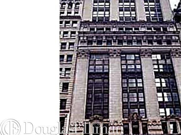 5th image of 176 Broadway