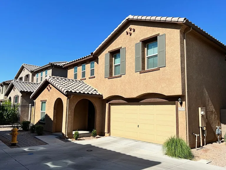 2880 E Binner Dr — Photo 2