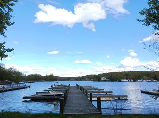 118 Brady Rd, Lake Hopatcong, NJ 07849