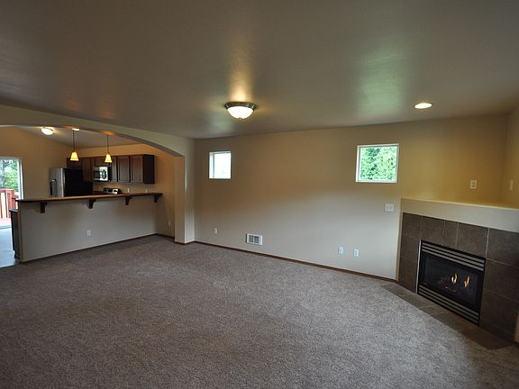 4th image of 8316 85th Ave NE