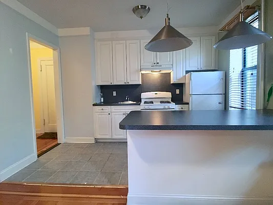 Rented by Sovereign Associates | media 23