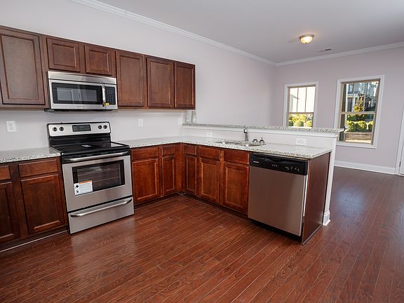 3rd image of 603 Royal Crescent Aly