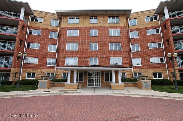 1st image of 710 Creekside Dr Unit 404