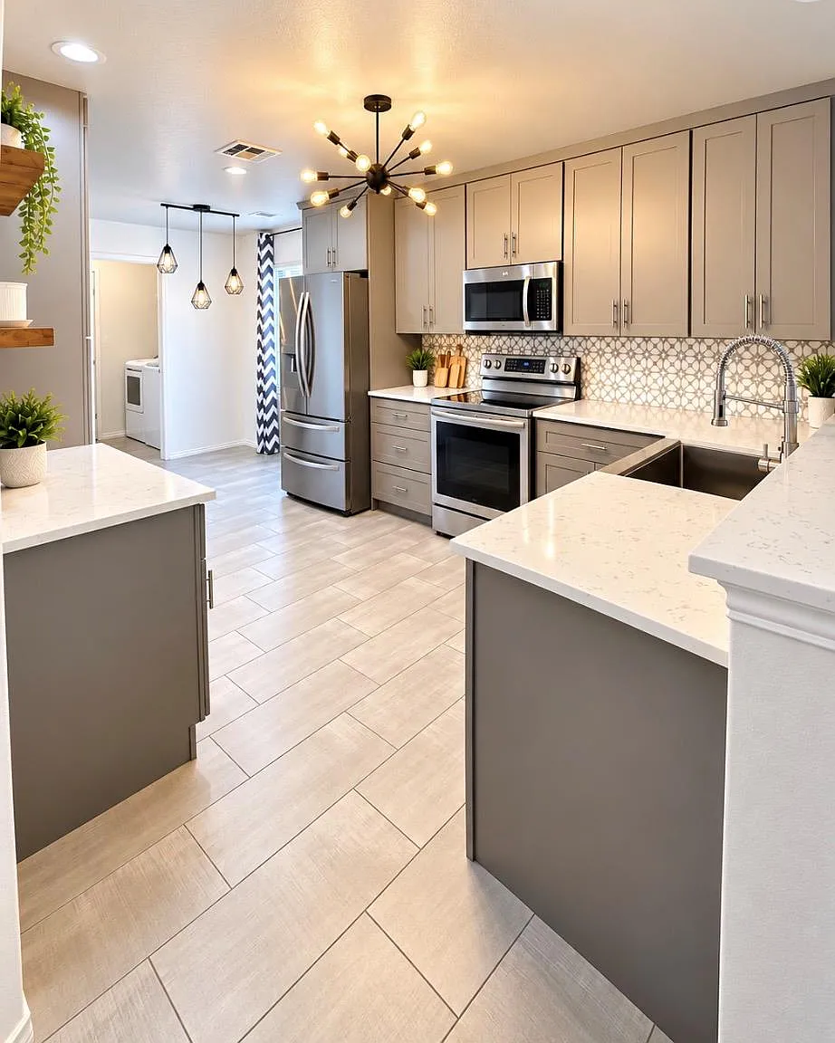 3 bed, 2.0 bath, 1220 sqft, $1,800 — Photo 3