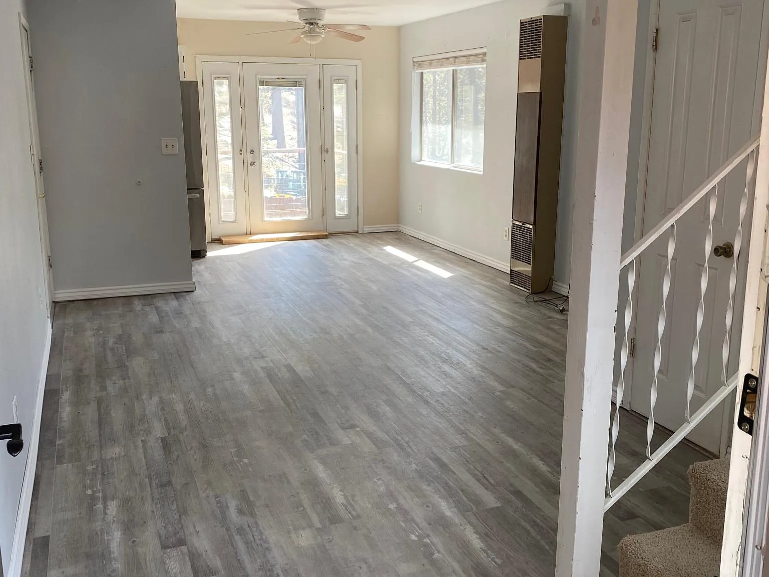 3 bed, 2.5 bath, 1150 sqft, $3,300 — Photo 2
