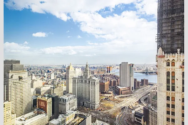 Rented by Compass | media 18