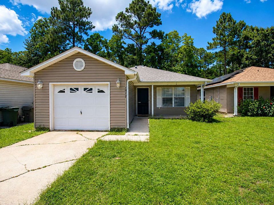 1st image of 1077 Antigua Cir