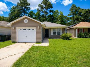 1077 Antigua Cir, Pensacola, FL 32506