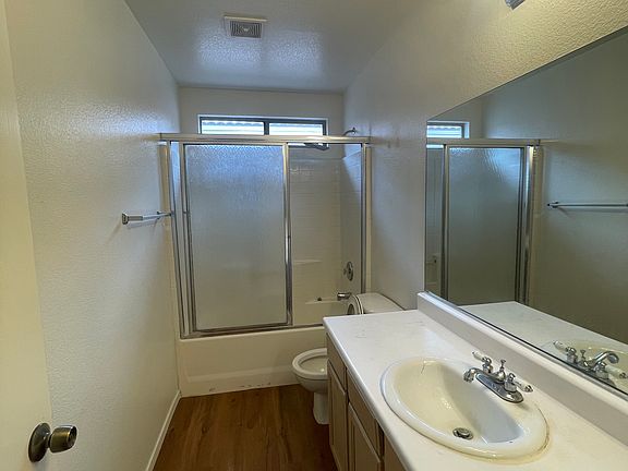 4th image of 6470 Shining Sand Ave