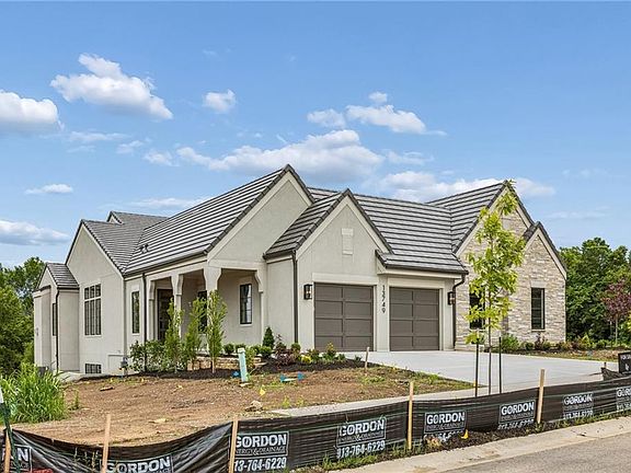 2nd image of 13749 Pembroke Ln
