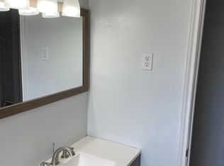 324 Babb Dr, Midwest City, OK 73110