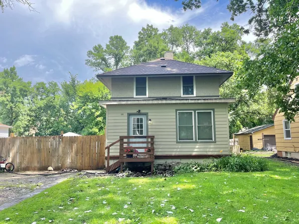 611 16th St SW, Willmar, MN 56201