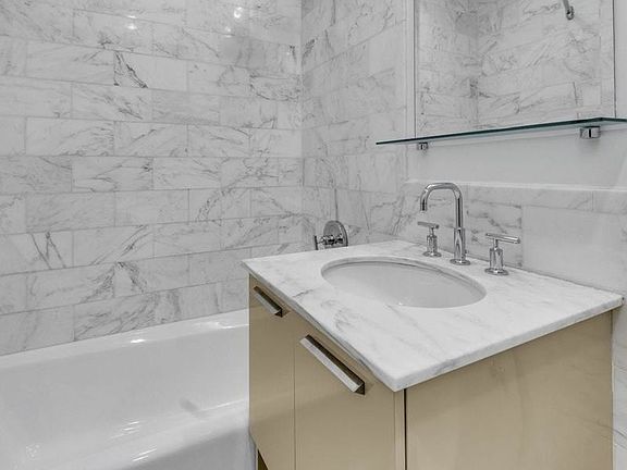 5th image of 49 E 34th St #9B