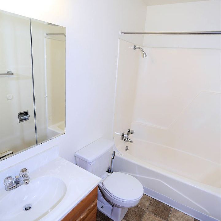 2nd image of 2523 7th Ave S #4