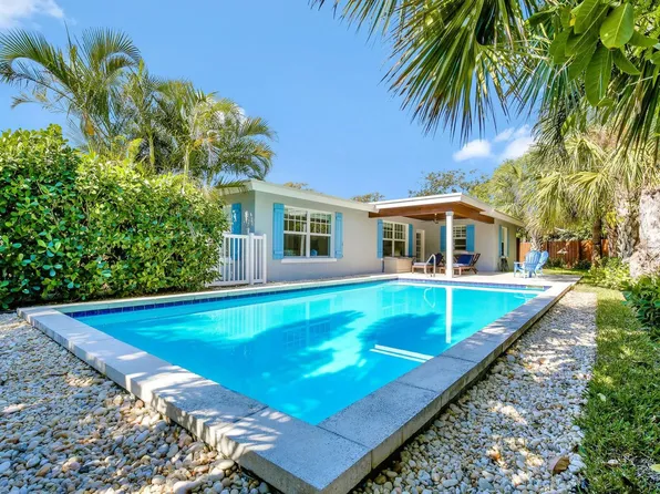 461 Jupiter Ln, Juno Beach, FL 33408