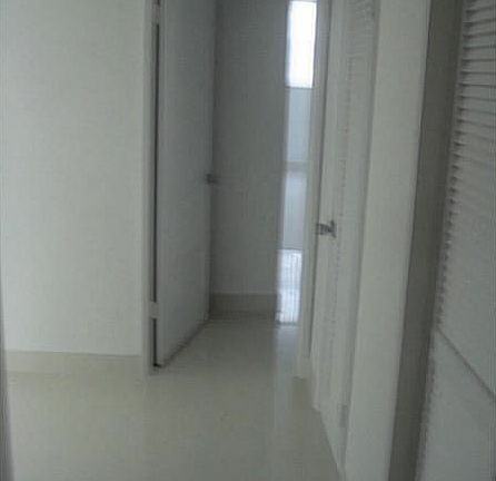 5th image of 19380 Collins Ave APT B307