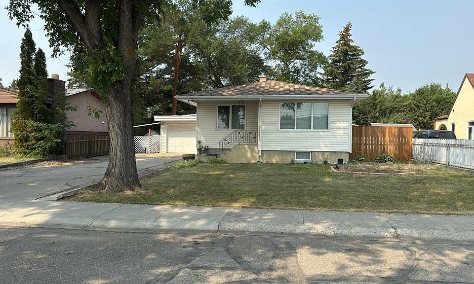 1st image of 2128 E 22nd St