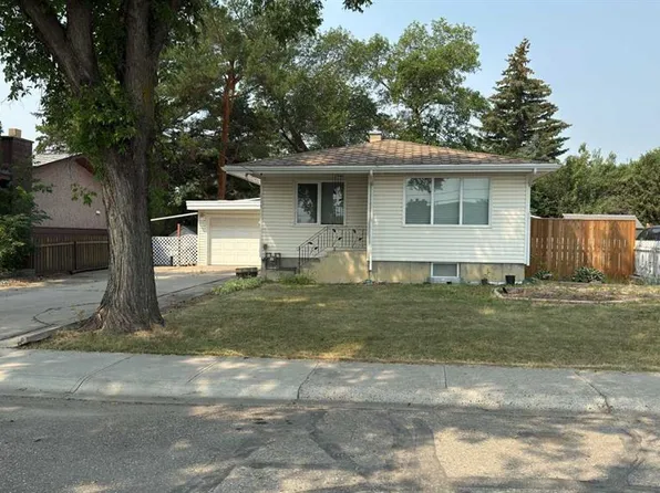 2128 E 22nd St, Coaldale, AB T1M 1H6