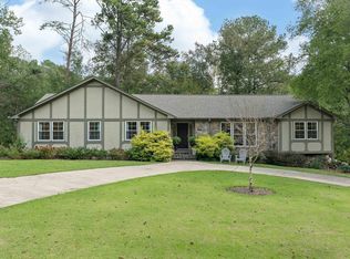 1257 Branchwater Ln, Vestavia, AL 35216