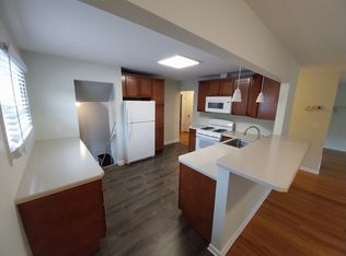 354 Paul St, Bedford, OH 44146