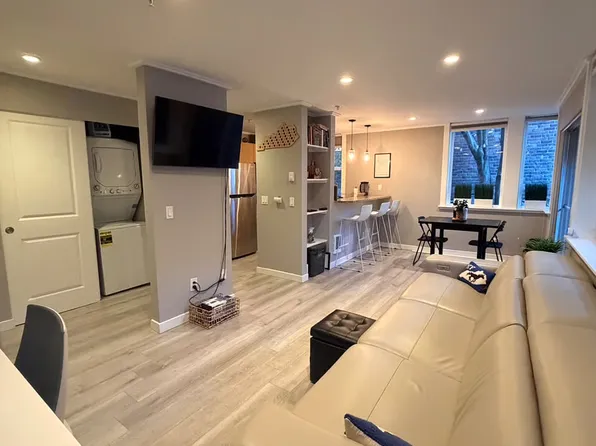 626 4th Ave W, Seattle, WA 98119