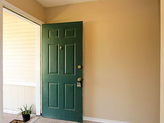 4th image of 10931 E MANDARIN STATION Drive