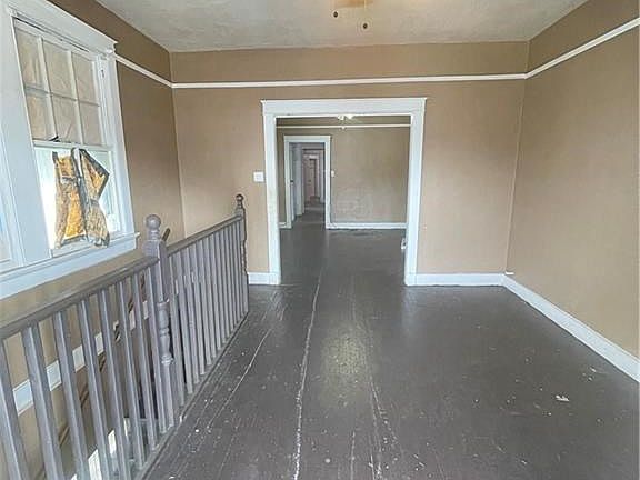 4th image of 2669 Lavender St