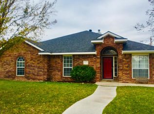 1402 Stardust Ln, Amarillo, TX 79118