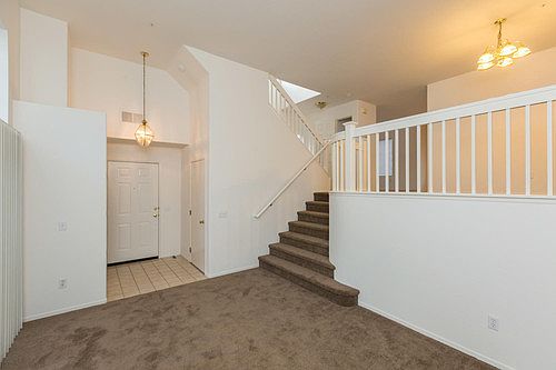 3rd image of 10278 Wateridge Cir