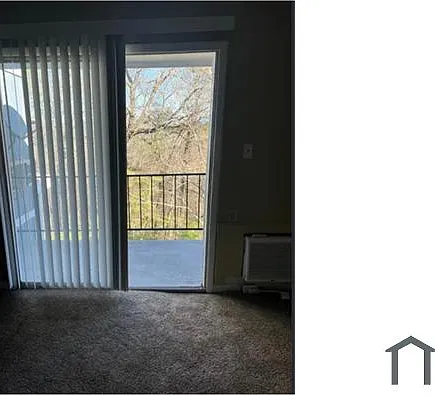 5250 Aquarius Dr #5250 — Photo 12