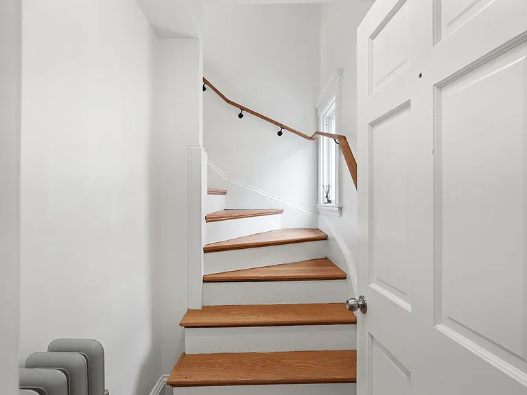 216 Broadway #2 — Photo 34