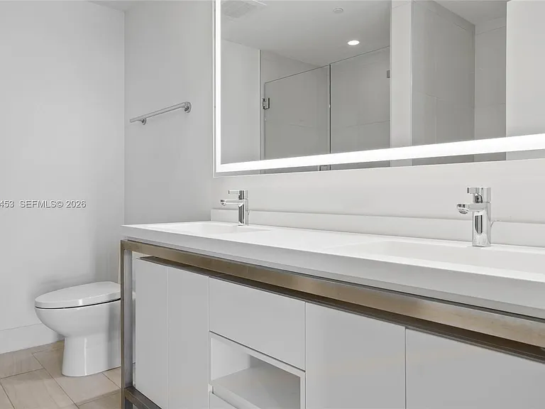 2000 Metropica Way #2504 — Photo 14