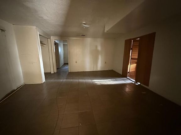 3rd image of 603 E Wiygul St