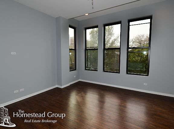 4th image of 1057 W Grand Ave #Two